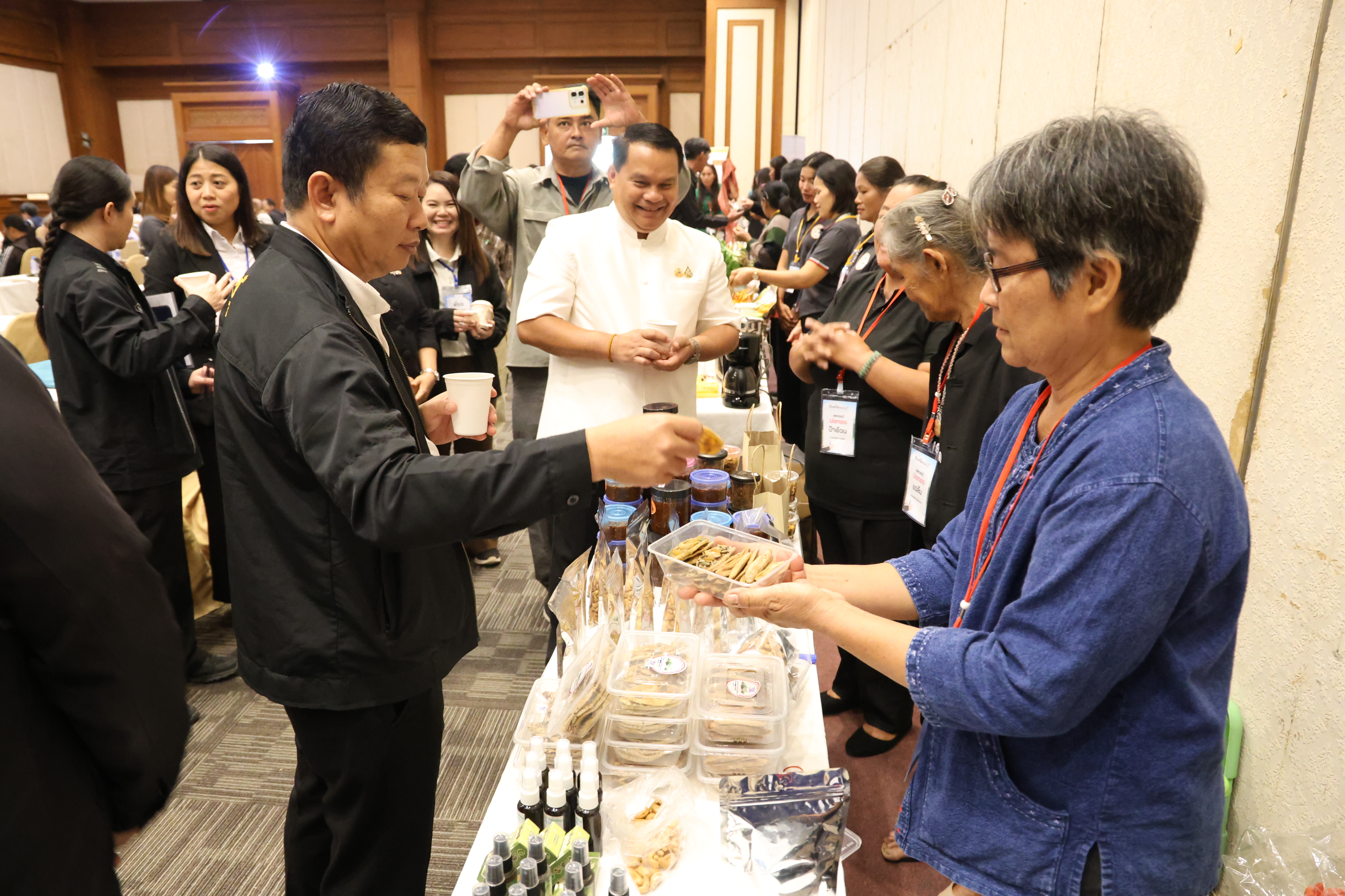 title - รองเลขาธิการ ส.ป.ก. เปิดสัมมนาเชิงปฏิบัติการพัฒนาผู้นำสถาบันเกษตรกรเครือข่าย คทช. ส.ป.ก.